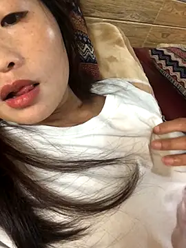 Snapshot of LiLy-0477 chatting on October 12, 2025, 9:30 am LiLy-0477 online show from October 12, 2025, 9:30 am