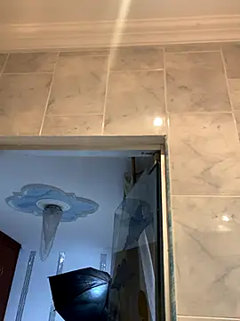 VeronicaSaenzx online show from November 8, 2025, 9:35 pm