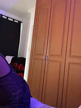 VeronicaSaenzx online show from February 20, 2026, 7:58 pm