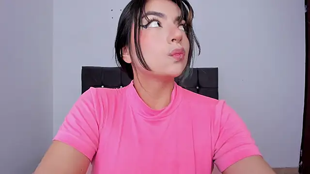 sammy bunny1 online show from November 3, 2025, 8:32 pm