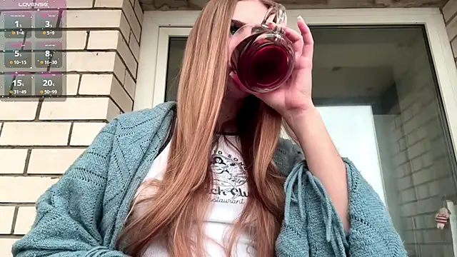 SweetJinny88 online show from November 21, 2025, 7:40 am