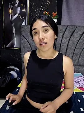 Snapshot of AmberGold- chatting on September 20, 2025, 11:11 am AmberGold- online show from September 20, 2025, 11:11 am