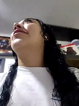 AmberGold- online show from December 5, 2025, 8:23 am