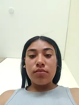 AmberGold- online show from May 3, 2026, 5:19 pm