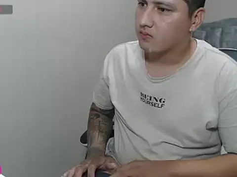 kingdominico07 online show from February 21, 2026, 1:01 pm