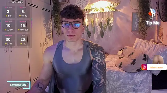 Snapshot of estebandi_do chatting on November 30, 2025, 3:43 am estebandi do online show from November 30, 2025, 3:43 am