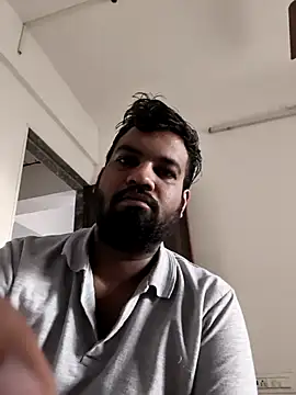 vinay smalldick online show from January 9, 2026, 2:36 am