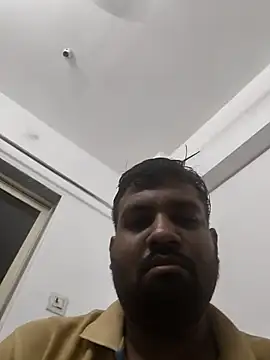 Snapshot of vinay_smalldick chatting on February 14, 2026, 4:04 pm vinay smalldick online show from February 14, 2026, 4:04 pm