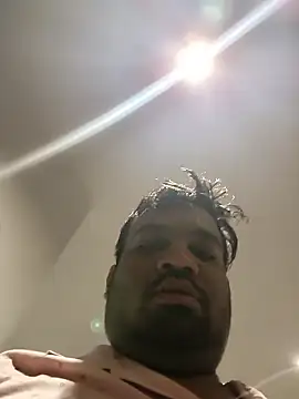 Snapshot of vinay_smalldick chatting on February 28, 2026, 2:18 pm vinay smalldick online show from February 28, 2026, 2:18 pm