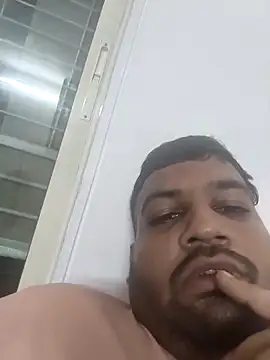 vinay smalldick online show from May 8, 2026, 4:45 pm