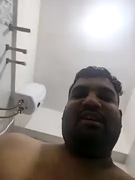 vinay smalldick online show from May 9, 2026, 6:40 am