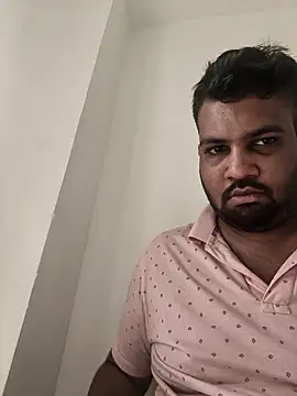 vinay smalldick online show from May 13, 2026, 2:31 am
