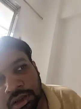 vinay smalldick online show from June 7, 2026, 9:35 am