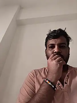 vinay smalldick online show from June 8, 2026, 2:01 am