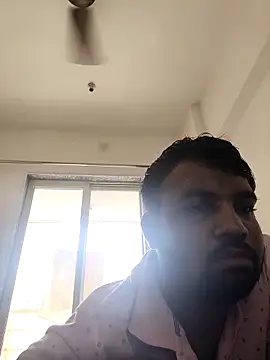 vinay smalldick online show from June 15, 2026, 4:36 am