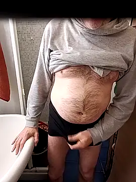 Snapshot of Franzppp chatting on December 21, 2025, 1:35 am Franzppp online show from December 21, 2025, 1:35 am