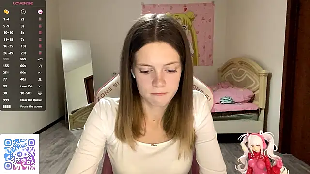 Snapshot of VibeQueenLucy chatting on September 30, 2025, 4:12 pm VibeQueenLucy online show from September 30, 2025, 4:12 pm