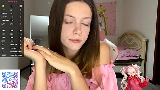 Snapshot of VibeQueenLucy chatting on October 2, 2025, 2:24 pm VibeQueenLucy online show from October 2, 2025, 2:24 pm