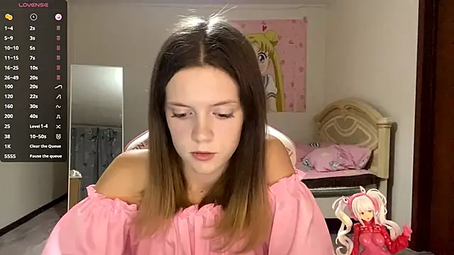 Snapshot of VibeQueenLucy chatting on October 5, 2025, 3:21 pm VibeQueenLucy online show from October 5, 2025, 3:21 pm