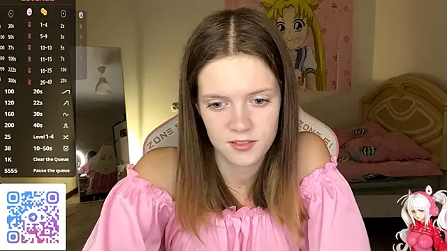 Snapshot of VibeQueenLucy chatting on October 9, 2025, 3:21 pm VibeQueenLucy online show from October 9, 2025, 3:21 pm