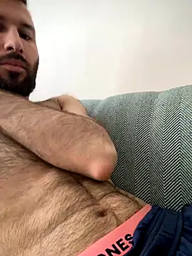 Snapshot of speddy34 chatting on October 26, 2025, 10:10 am speddy34 online show from October 26, 2025, 10:10 am