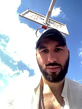 Snapshot of speddy34 chatting on October 29, 2025, 10:28 am speddy34 online show from October 29, 2025, 10:28 am