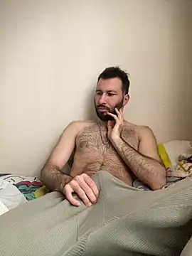 Snapshot of speddy34 chatting on April 18, 2026, 8:40 am speddy34 online show from April 18, 2026, 8:40 am