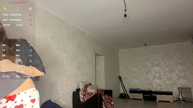 Snapshot of CharlynDini chatting on September 13, 2025, 3:45 pm CharlynDini online show from September 13, 2025, 3:45 pm