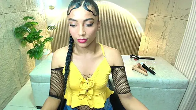 katty berry r online show from September 19, 2025, 7:47 pm