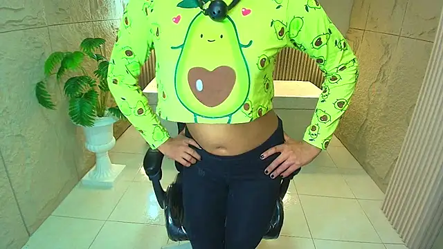 katty berry r online show from December 18, 2025, 8:15 pm