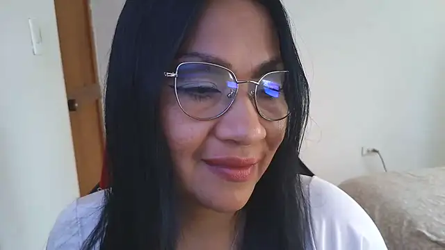 Snapshot of LissafeetHott chatting on March 5, 2026, 8:27 pm LissafeetHott online show from March 5, 2026, 8:27 pm