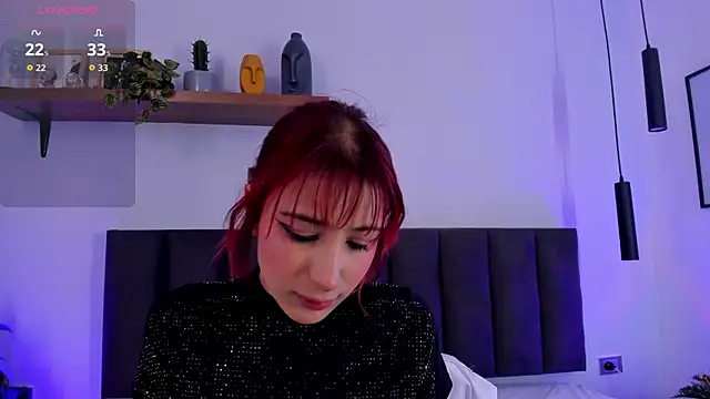 Cristalfoxy  online show from June 29, 2026, 8:53 pm