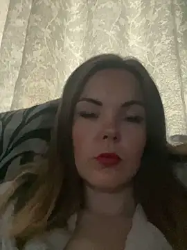 Snapshot of SexyLoLoUK chatting on September 19, 2025, 7:10 am SexyLoLoUK online show from September 19, 2025, 7:10 am