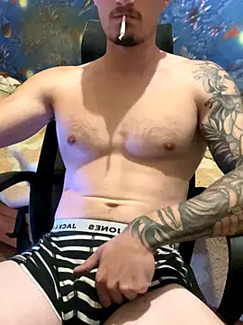 Snapshot of fronkie9384 chatting on September 30, 2025, 7:19 pm fronkie9384 online show from September 30, 2025, 7:19 pm