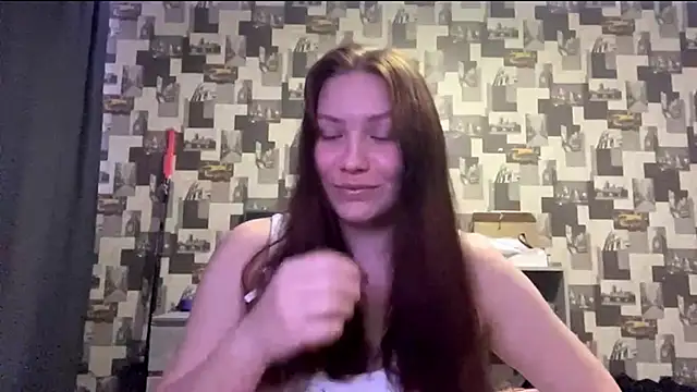 Snapshot of SwiiSweet chatting on September 14, 2025, 7:02 pm SwiiSweet online show from September 14, 2025, 7:02 pm