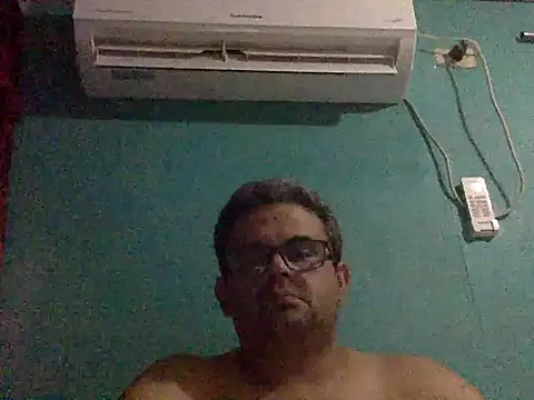 Snapshot of Katracho6969 chatting on September 28, 2025, 3:23 am Katracho6969 online show from September 28, 2025, 3:23 am