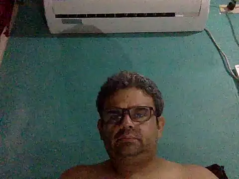 Snapshot of Katracho6969 chatting on October 17, 2025, 5:10 am Katracho6969 online show from October 17, 2025, 5:10 am