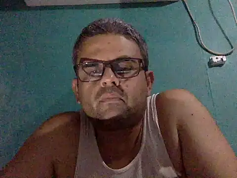 Katracho6969 online show from November 12, 2025, 4:46 am