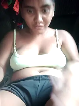 Lucy-Ferr online show from October 14, 2025, 3:13 pm