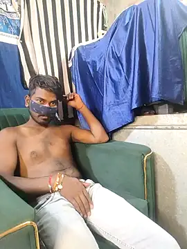 Snapshot of sexy-couple77 chatting on October 26, 2025, 4:46 pm sexy-couple77 online show from October 26, 2025, 4:46 pm