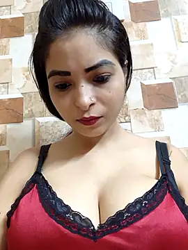 Snapshot of QUEEN-ADITI chatting on September 21, 2025, 2:40 pm QUEEN-ADITI online show from September 21, 2025, 2:40 pm