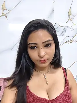 QUEEN-ADITI online show from April 11, 2026, 6:23 pm
