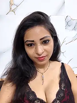 QUEEN-ADITI online show from April 15, 2026, 6:37 pm