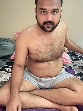 Snapshot of hahaha1319 chatting on October 6, 2025, 4:43 am hahaha1319 online show from October 6, 2025, 4:43 am