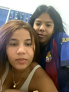 Snapshot of loversexxxles chatting on November 2, 2025, 7:33 am loversexxxles online show from November 2, 2025, 7:33 am