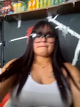 Zendal cahen online show from September 8, 2025, 9:14 pm