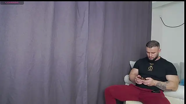 Snapshot of RickyMiami1 chatting on February 28, 2026, 8:54 pm RickyMiami1 online show from February 28, 2026, 8:54 pm