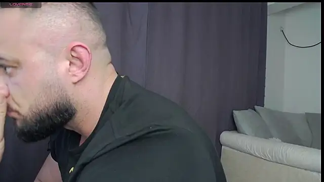 Snapshot of RickyMiami1 chatting on March 20, 2026, 8:14 pm RickyMiami1 online show from March 20, 2026, 8:14 pm