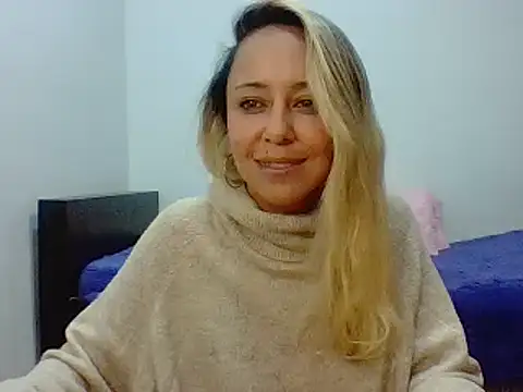 Snapshot of leah_susman chatting on September 26, 2025, 1:53 am leah susman online show from September 26, 2025, 1:53 am