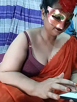Snapshot of Tanisha-Chy chatting on June 14, 2026, 5:59 pm Tanisha-Chy online show from June 14, 2026, 5:59 pm